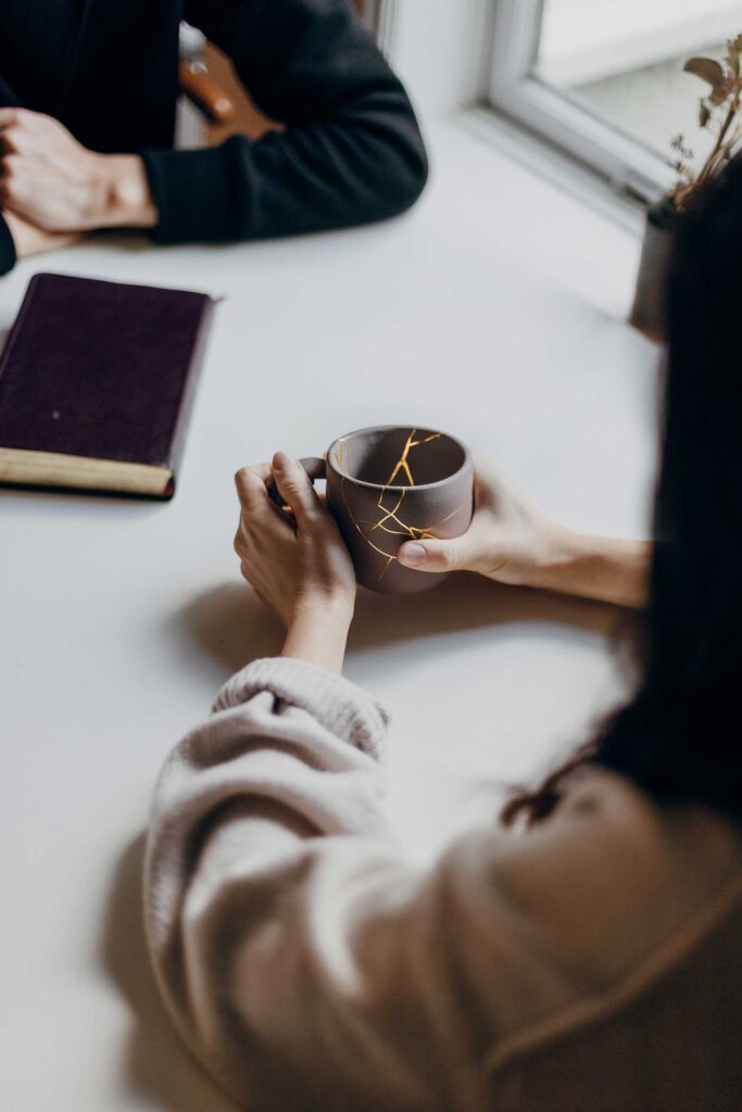 Kintsugi art- inspired design symbolizing support in grief and pet loss counselling, offered by Yoshiko Nonaka, MC, RCC-ACS, in Victoria, BC